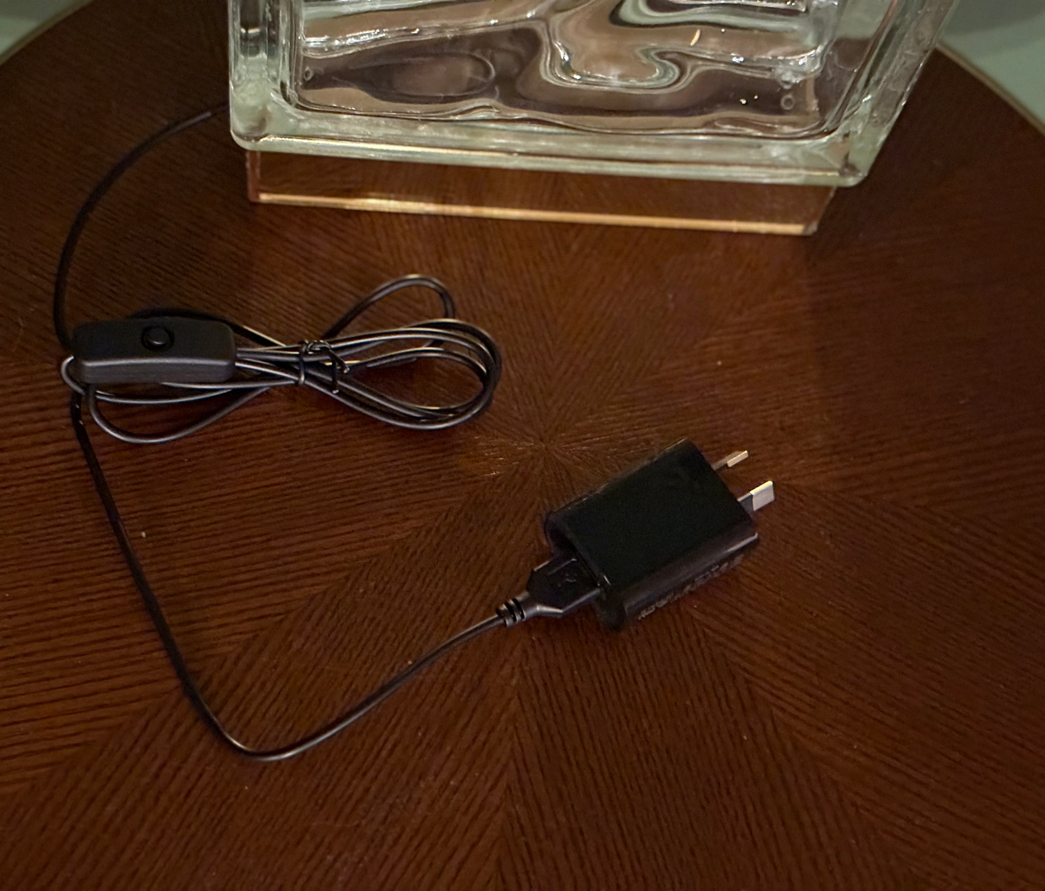 Wired Bolt Bloc Lamp