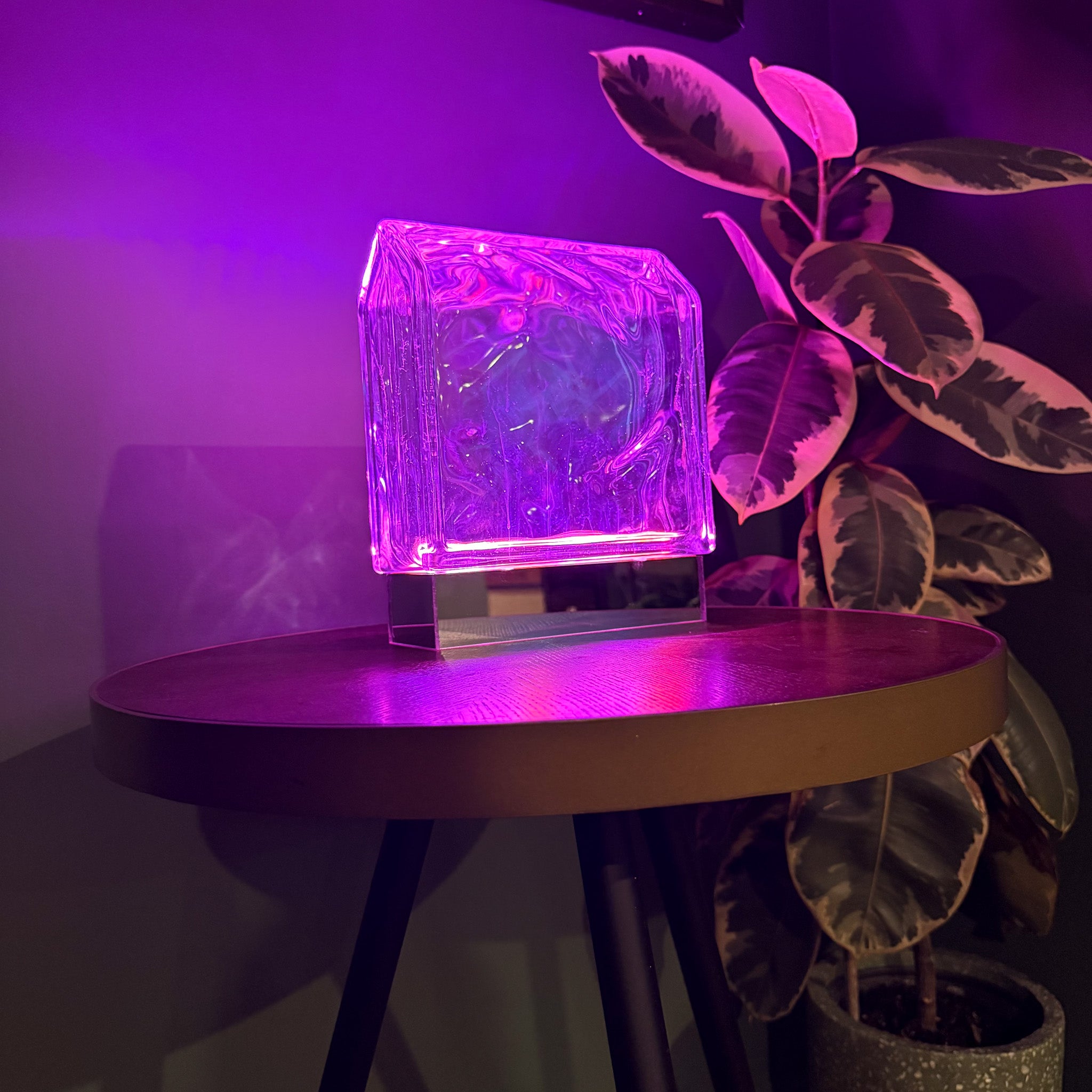 Wireless Arch Bloc Lamp