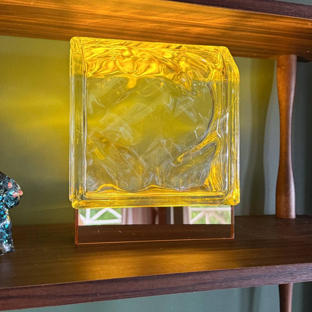 Wired Arch Bloc Lamp