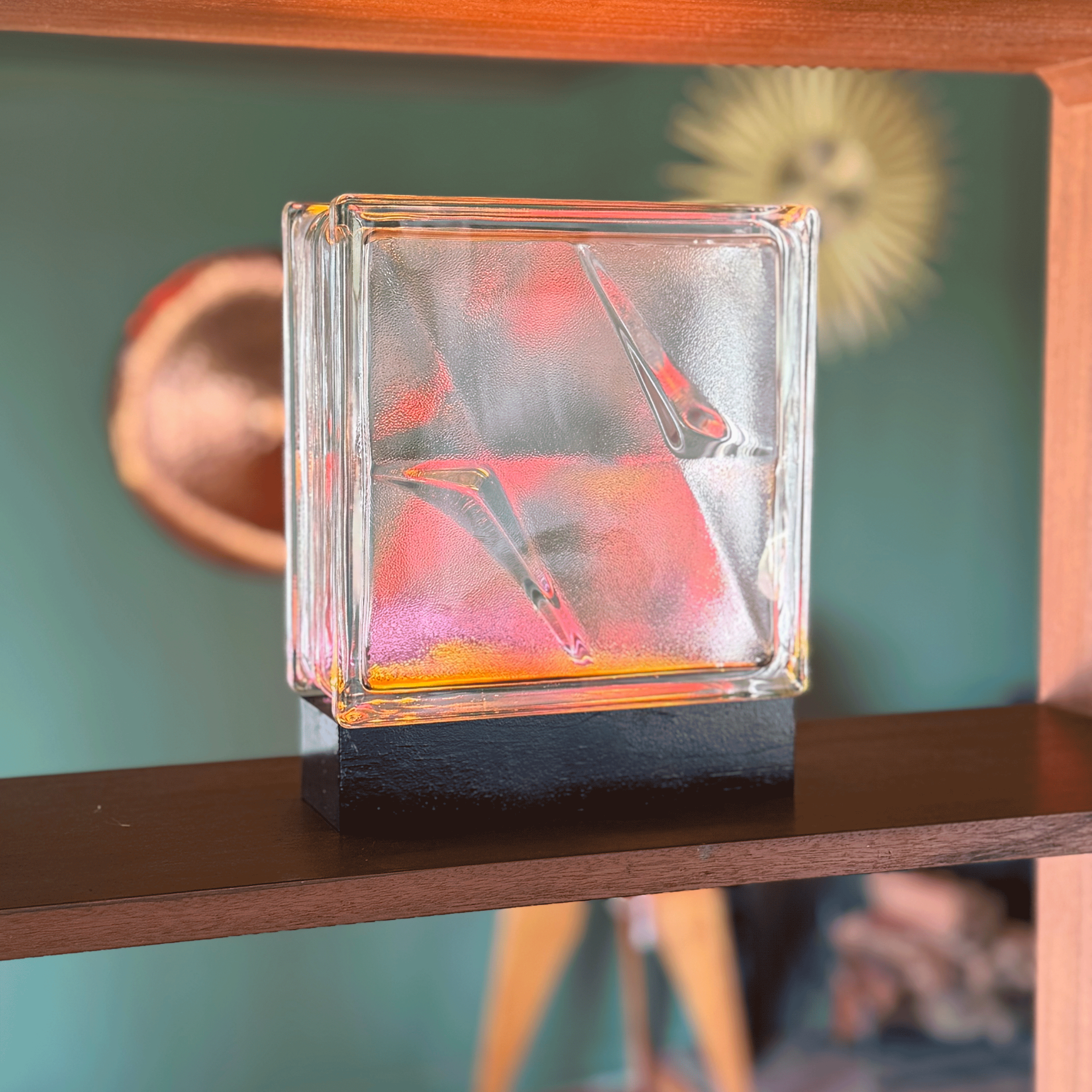 Wireless Bolt Bloc Lamp.